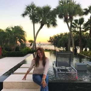 Meet your Posher, Carole